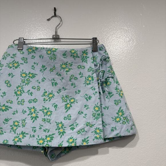 Zara Floral Mini Skort Women’s Small Blue Green Lined Blend Blogger Favorite - Picture 2 of 5